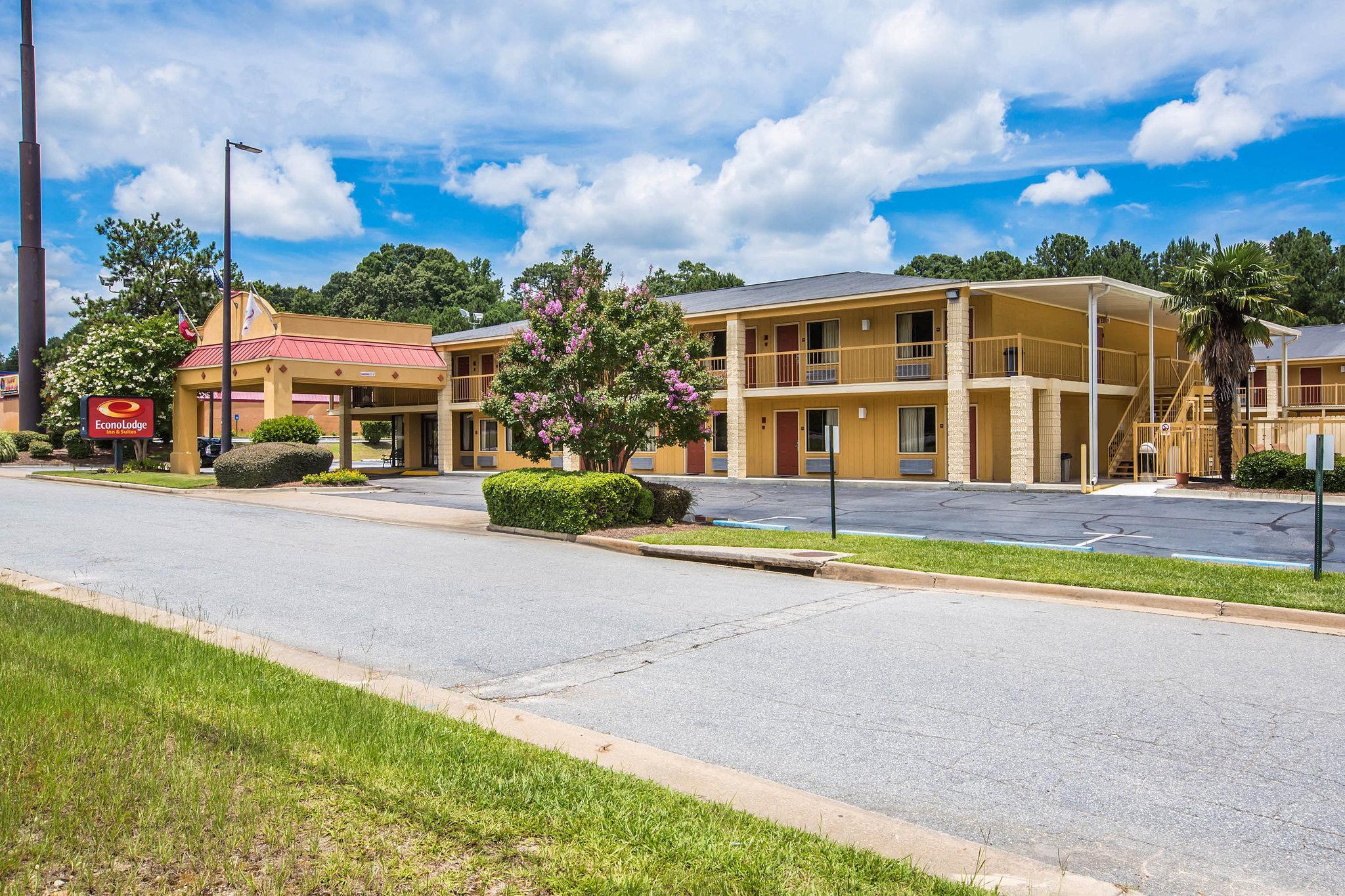 Econo Lodge Inn & Suites At Fort Moore Columbus Exterior foto